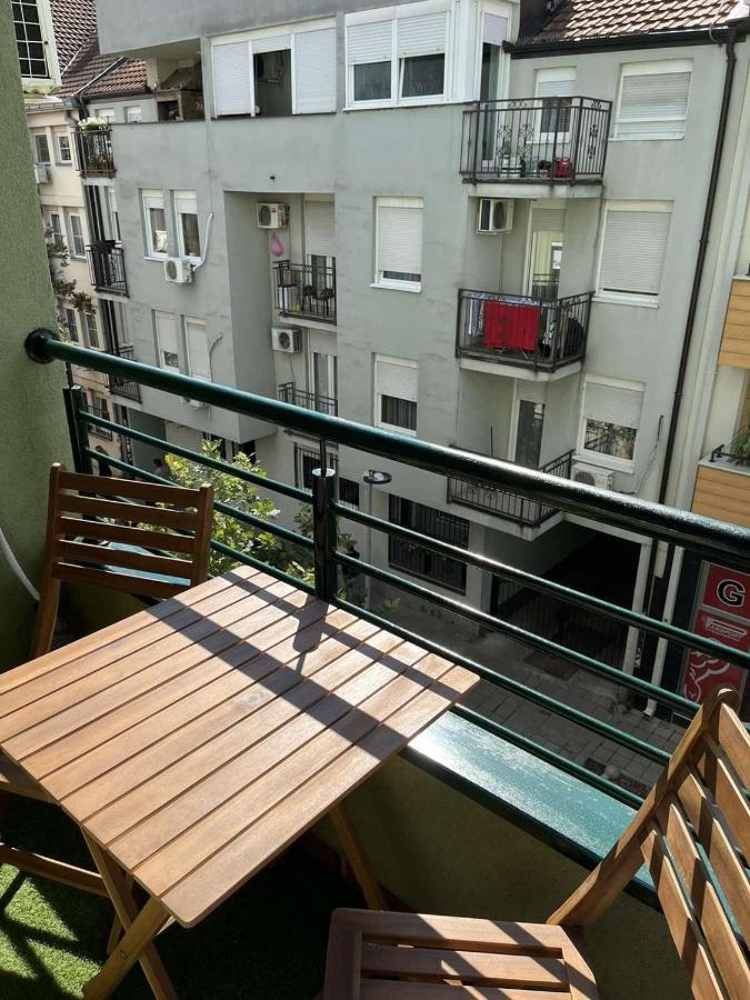 נובי סאד Vert Cozy Apartment Free Parking מראה חיצוני תמונה